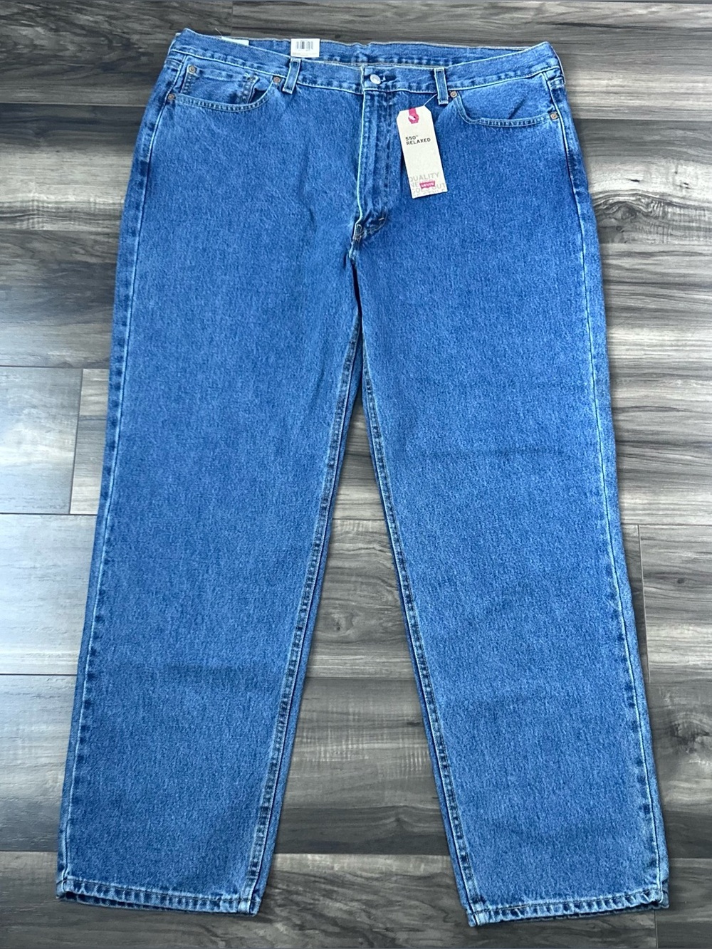 Levi's 550 Jeans Men's 42x32 Relaxed Fit Blue Tapered Leg Medium Wash Cotton New